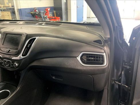 Used 2023 Chevrolet Equinox LT FWD image 13
