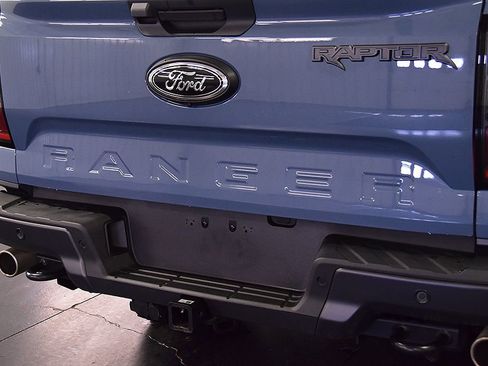 Used 2025 Ford Ranger Raptor image 13