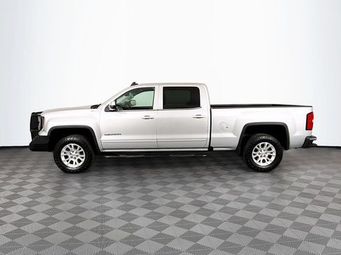 Used 2018 GMC Sierra 1500 SLE w/ SLE Fleet Preferred Package AWD/4WD image 4