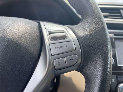 Used 2016 Nissan Rogue SL w/ SL Premium Package FWD image 19