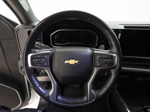 Used 2023 Chevrolet Silverado 1500 LTZ image 12