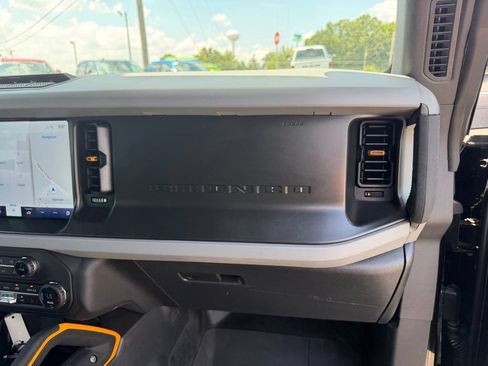 Used 2023 Ford Bronco Badlands AWD/4WD image 36