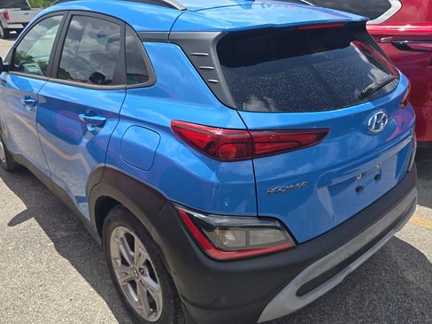 Used 2022 Hyundai Kona SEL w/ Convenience Package FWD image 4
