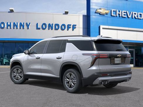New 2026 Chevrolet Traverse LT w/ LPO, Floor Liner Package image 3