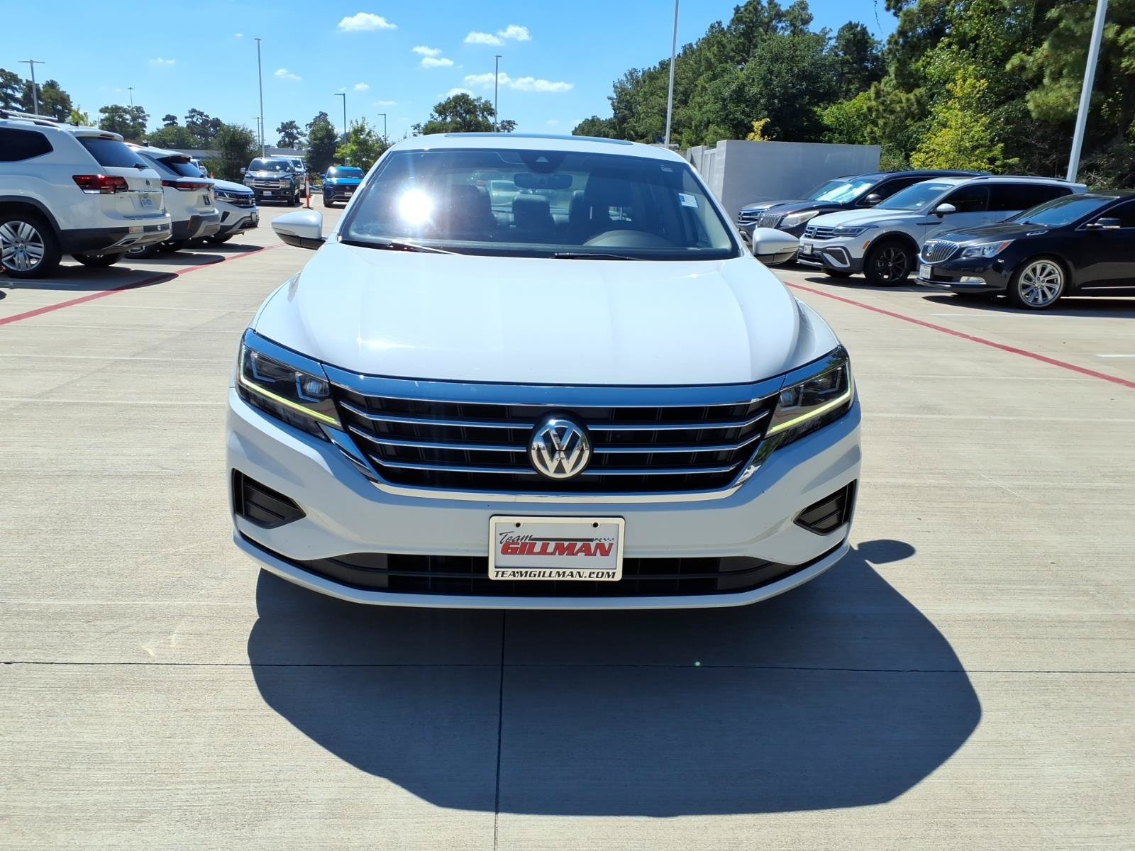 Used 2021 Volkswagen Passat 2.0T SE FWD image 3