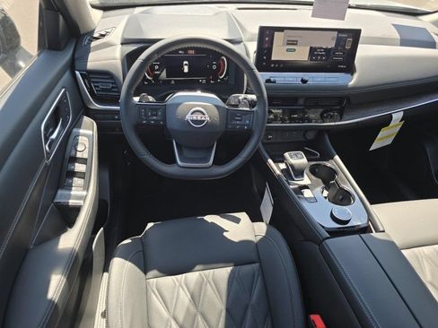New 2026 Nissan Rogue Platinum AWD/4WD image 17