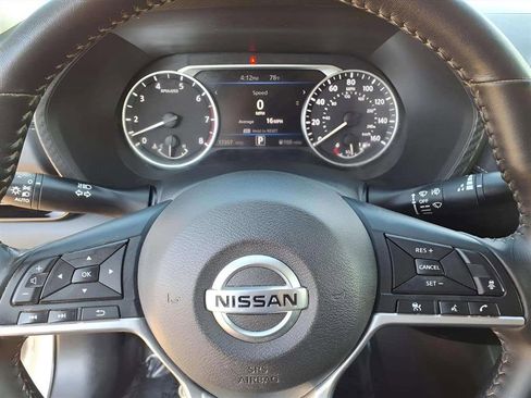 Used 2021 Nissan Sentra SV w/ Lighting Package image 14