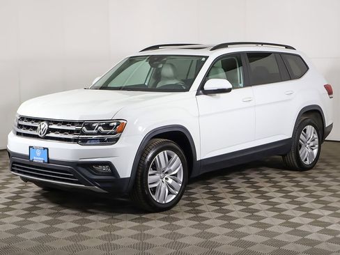 Used 2020 Volkswagen Atlas SE w/ Panoramic Sunroof Package image 10