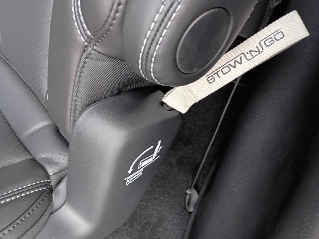 New 2027 Chrysler Pacifica Select FWD image 21