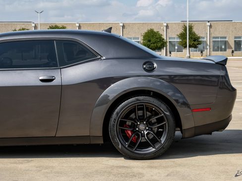 Used 2023 Dodge Challenger SRT Hellcat RWD image 10