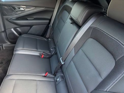 Used 2024 Chevrolet Blazer EV LT AWD/4WD image 8