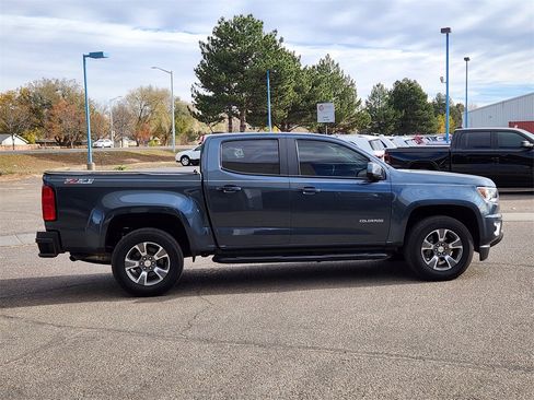 Used 2020 Chevrolet Colorado Z71 image 2