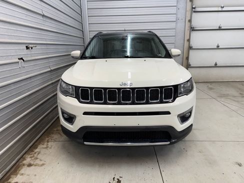 Used 2018 Jeep Compass Limited w/ Navigation Group AWD/4WD image 2
