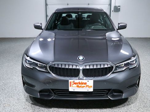Used 2021 BMW 330i xDrive Sedan w/ Convenience Package AWD/4WD image 4