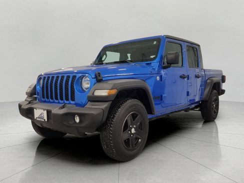 Used 2020 Jeep Gladiator Sport w/ Quick Order Package 24S image 13
