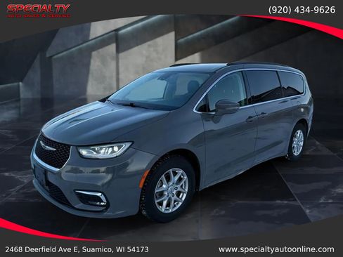 Used 2022 Chrysler Pacifica Touring-L image 6