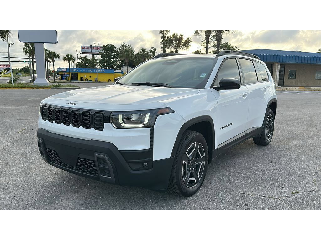 New 2026 Jeep Cherokee Laredo AWD/4WD image 2