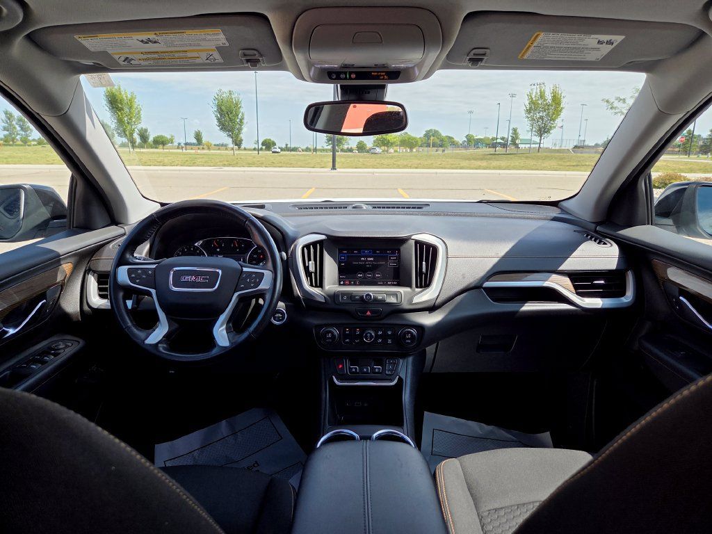 Used 2020 GMC Terrain SLE w/ Driver Convenience Package AWD/4WD image 20