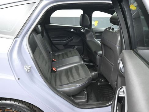 Used 2017 Ford Focus RS image 35