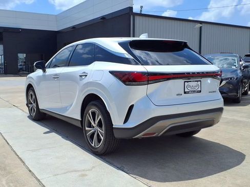 Used 2025 Lexus RX 350 FWD w/ Technology Package image 8