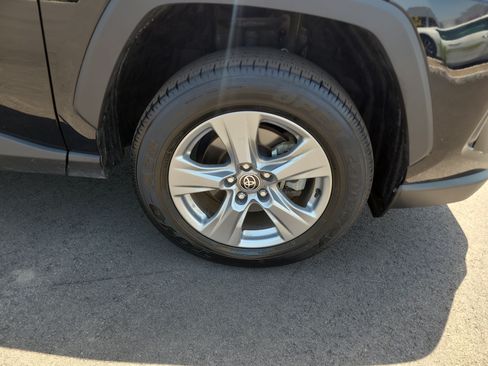Certified 2025 Toyota RAV4 LE AWD/4WD image 12