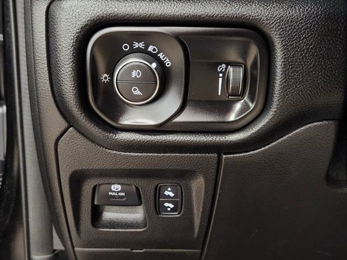 Used 2020 RAM 1500 Lone Star image 42