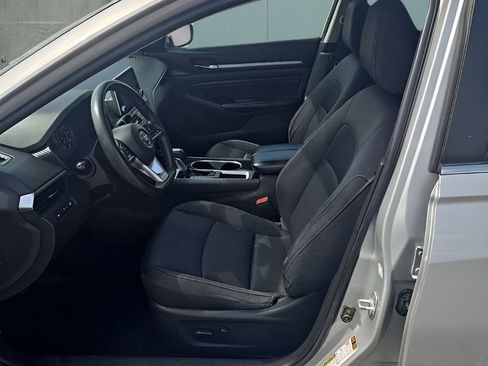 Used 2021 Nissan Altima 2.5 SV FWD image 13