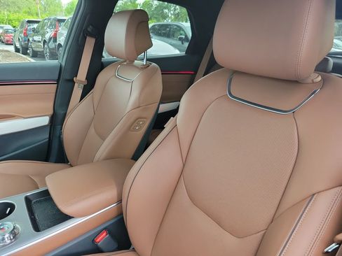 New 2026 Genesis GV70 2.5T Advanced AWD/4WD image 10