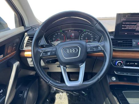 Used 2022 Audi Q5 2.0T Premium w/ Convenience Package AWD/4WD image 15