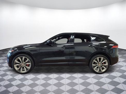 Used 2017 Jaguar F-PACE S image 2