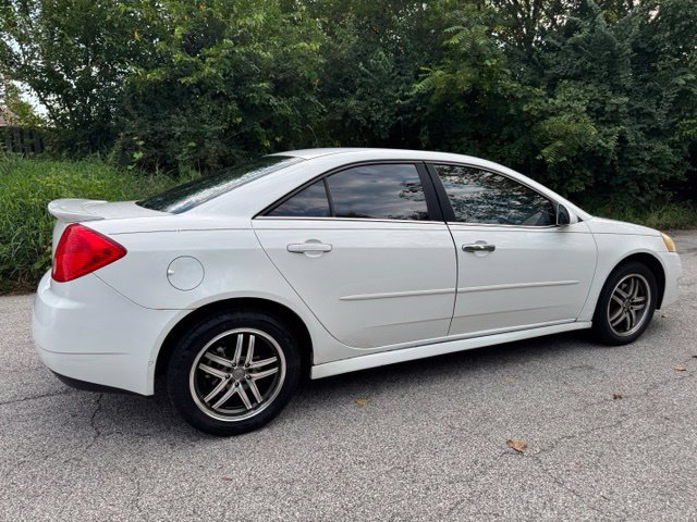 Used 2010 Pontiac G6 Sedan FWD image 5