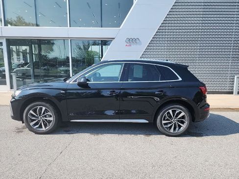 Used 2023 Audi Q5 2.0T Premium Plus w/ Premium Plus Package AWD/4WD image 3