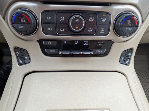 Used 2019 GMC Yukon Denali w/ Open Road Package AWD/4WD image 33