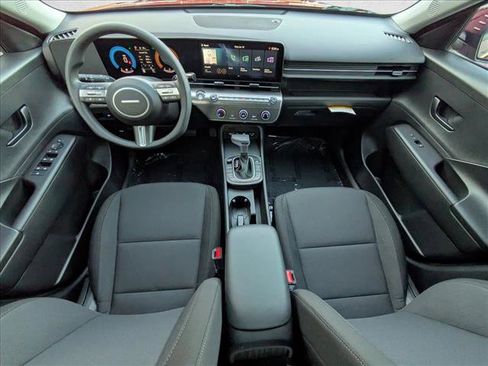 New 2026 Hyundai Kona SE image 3