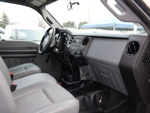 Used 2012 Ford F250 XL w/ Skid Plate Pkg image 30