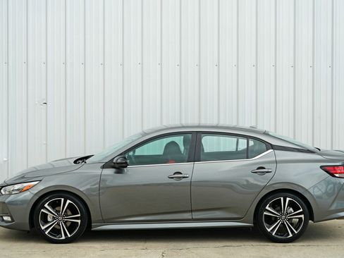 Used 2021 Nissan Sentra SR image 41