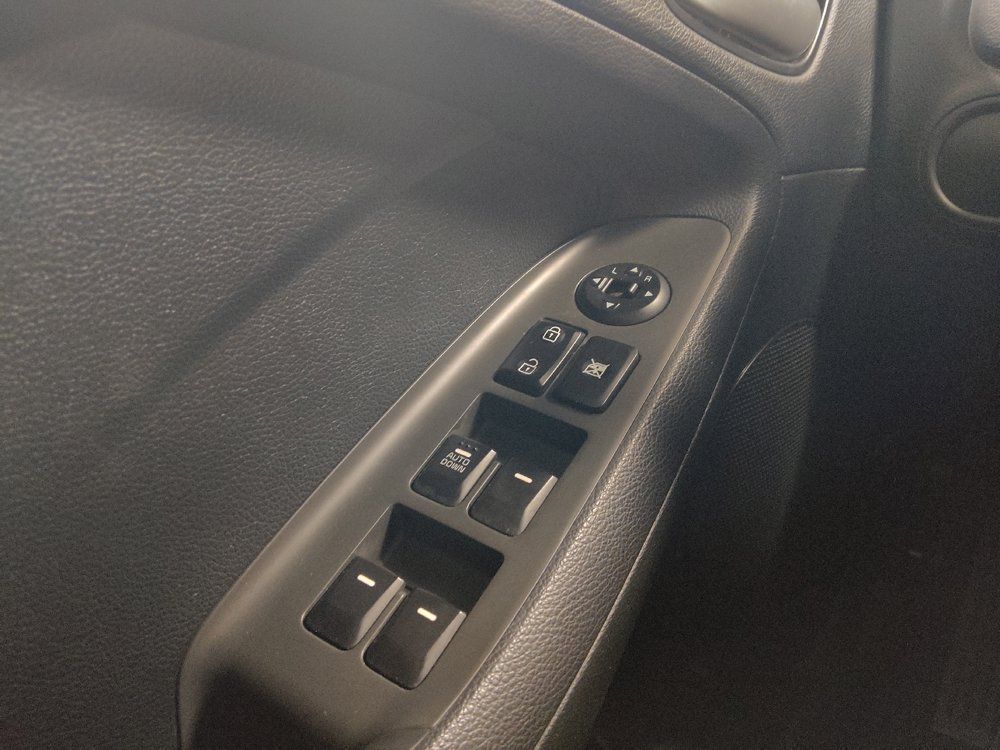 Used 2018 Kia Forte LX FWD image 27