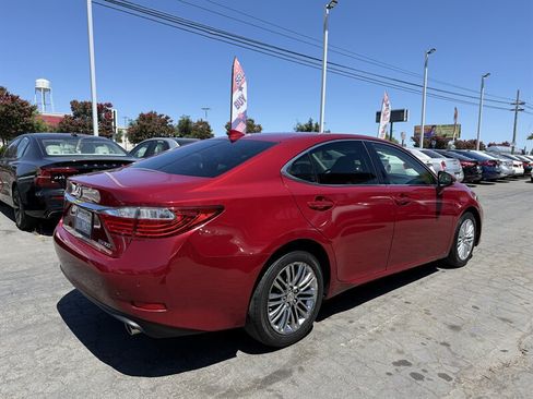 Used 2015 Lexus ES 350 w/ Premium Package FWD image 6