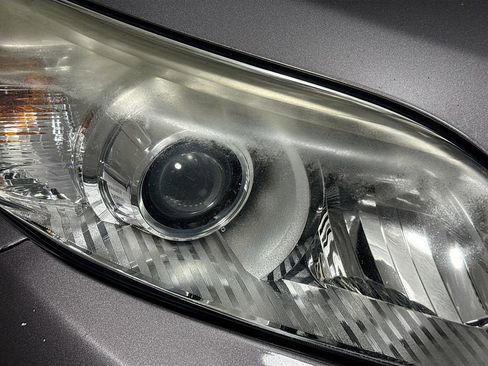 Used 2015 Toyota Sienna LE image 36