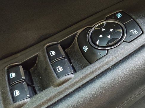 Used 2024 Ford Edge SEL image 27