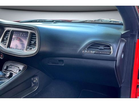 Used 2022 Dodge Challenger SRT Hellcat image 18