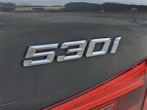 Used 2019 BMW 530i w/ Convenience Package image 12