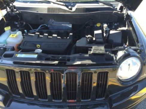 Used 2010 Jeep Compass Sport w/ PWR Equipment Group image 8