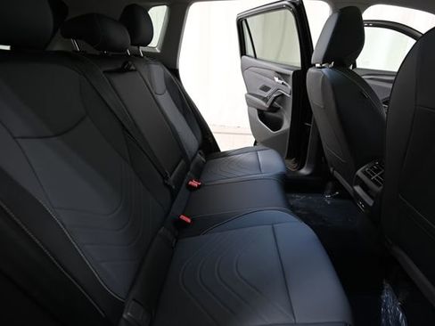 New 2026 Volkswagen Tiguan SE AWD/4WD image 28