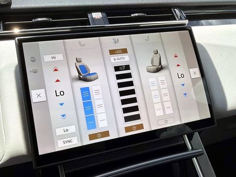 New 2026 Land Rover Range Rover Velar S AWD/4WD image 24
