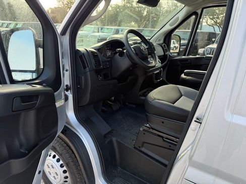 New 2026 RAM ProMaster 2500 w/ Convenience Group FWD image 15