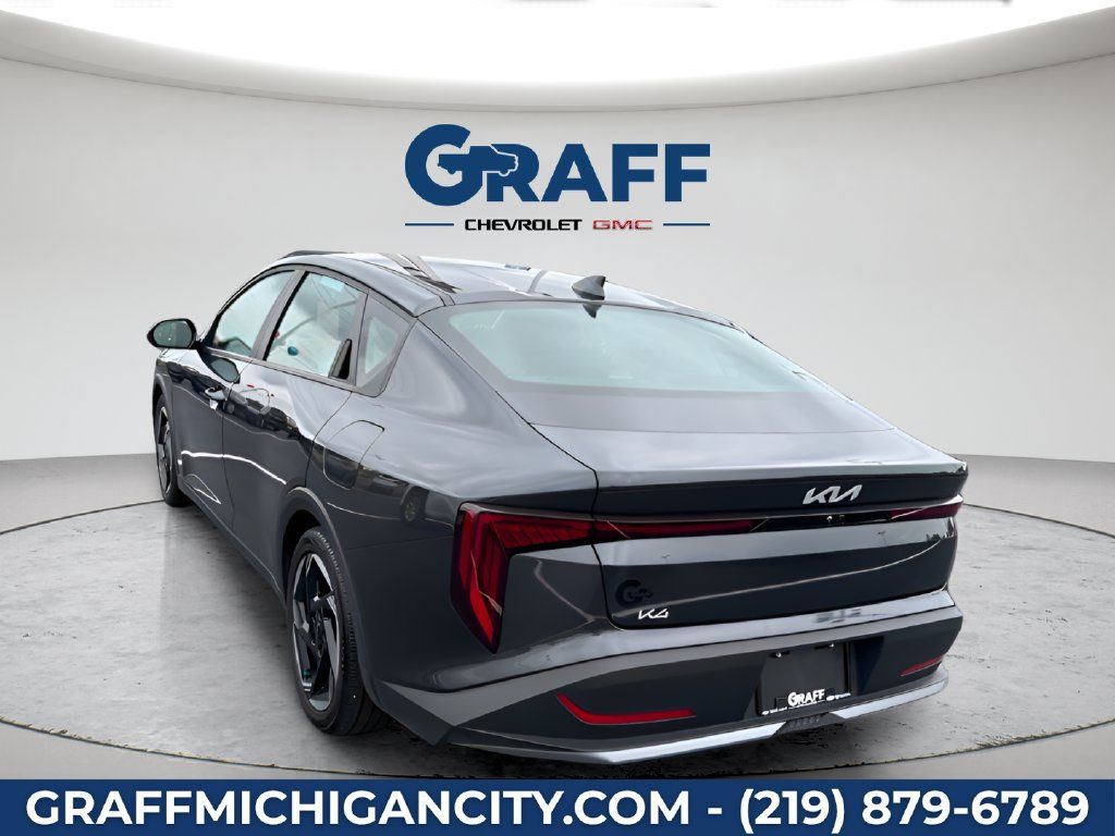 Used 2025 Kia K4 EX FWD image 3