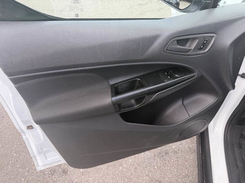 Used 2017 Ford Transit Connect XL image 8