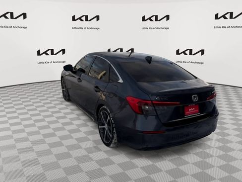 Used 2023 Honda Civic Touring image 6