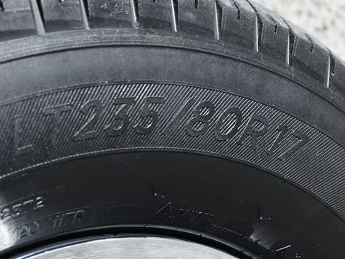 Used 2024 Chevrolet Silverado 3500 LT w/ Convenience Package image 34